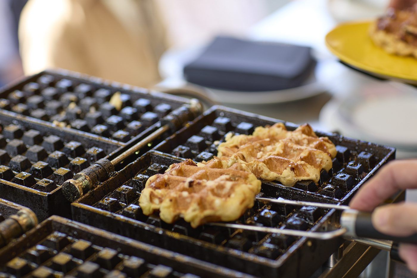 Lütticher Waffeln auf dem Waffeleisen